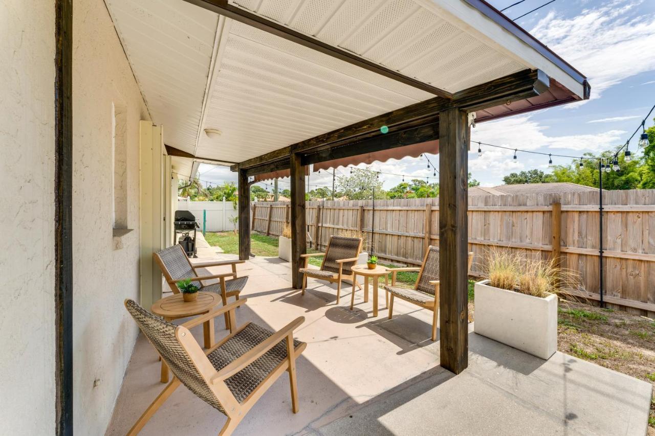 Nokomis Home With Screened Pool, 3 Mi To Beaches! Екстериор снимка